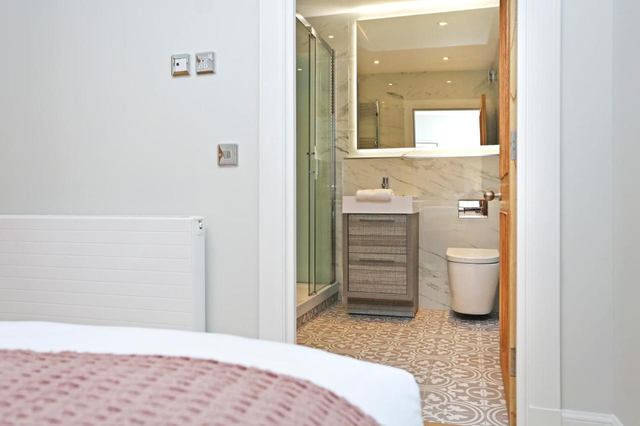 Joivy Modern And Airy Flat On The Historic Royal Mile Lejlighed EDI Eksteriør billede
