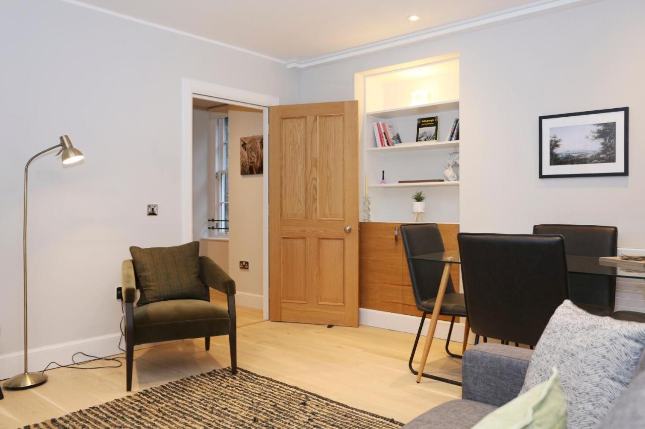 Joivy Modern And Airy Flat On The Historic Royal Mile Lejlighed EDI Eksteriør billede
