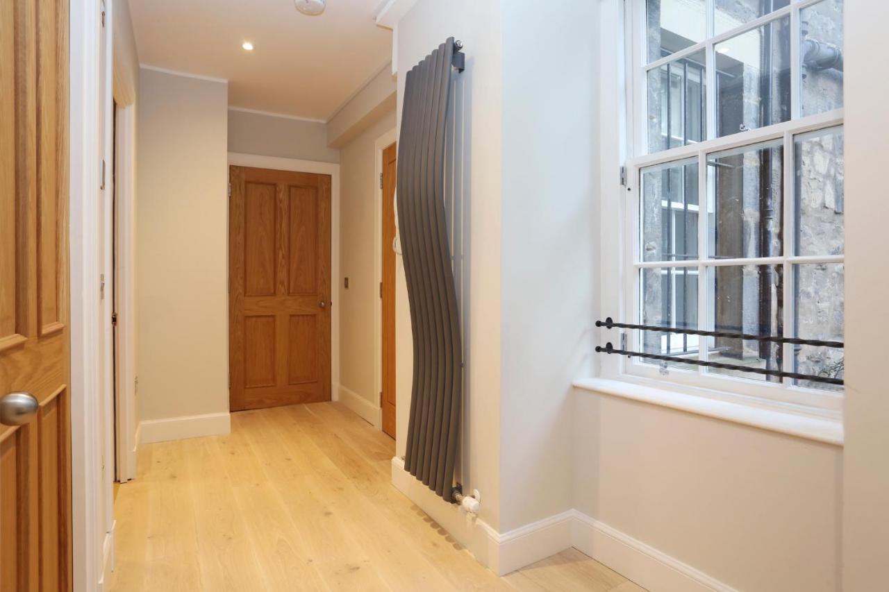 Joivy Modern And Airy Flat On The Historic Royal Mile Lejlighed EDI Eksteriør billede
